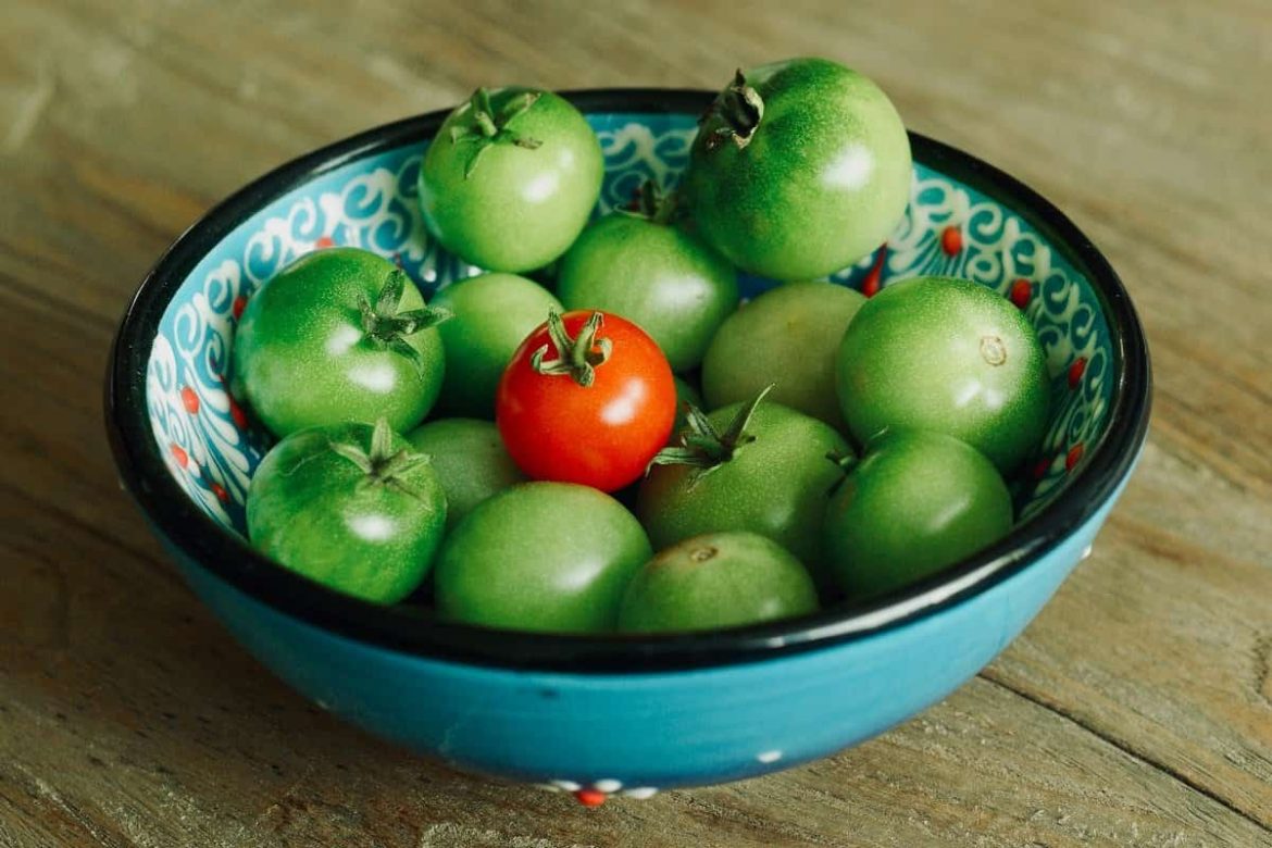 Green tomatoes taste + benefits