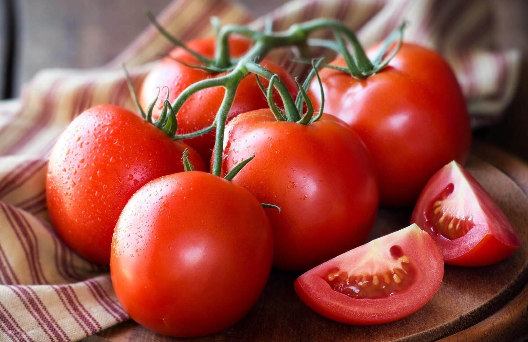  Pronunciation of Tomato or Tomatoe History 